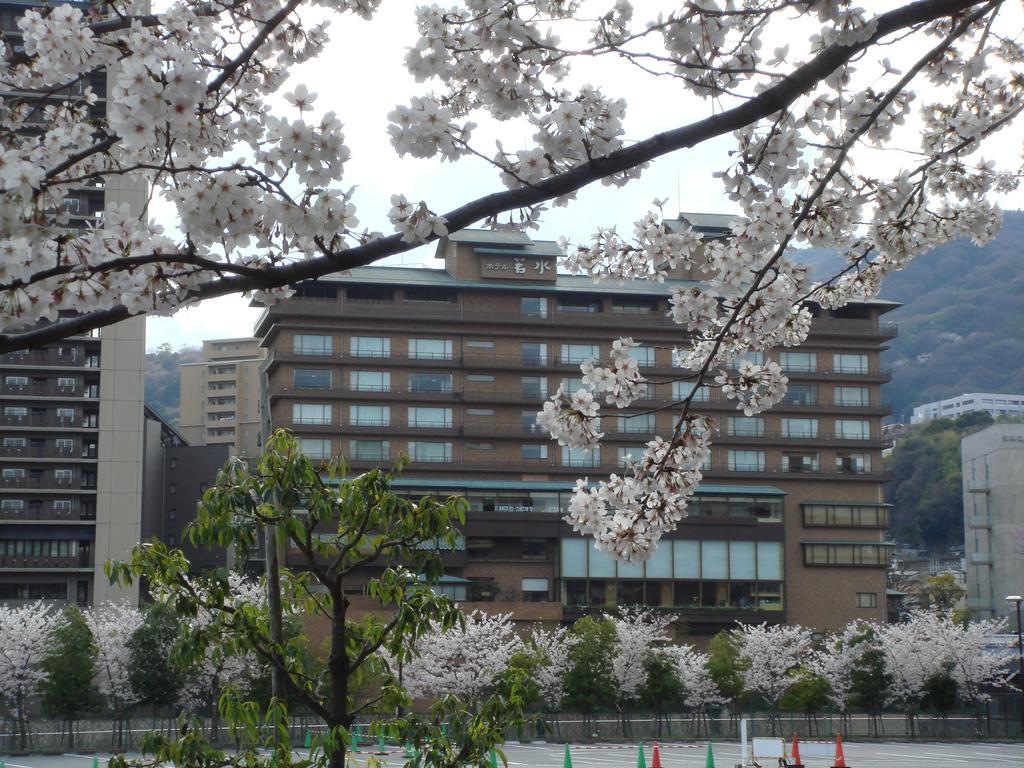 Hotel Wakamizu Takarazuka Extérieur photo