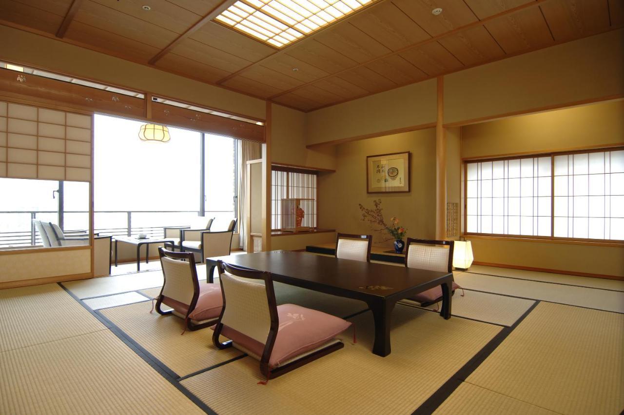 Hotel Wakamizu Takarazuka Chambre photo