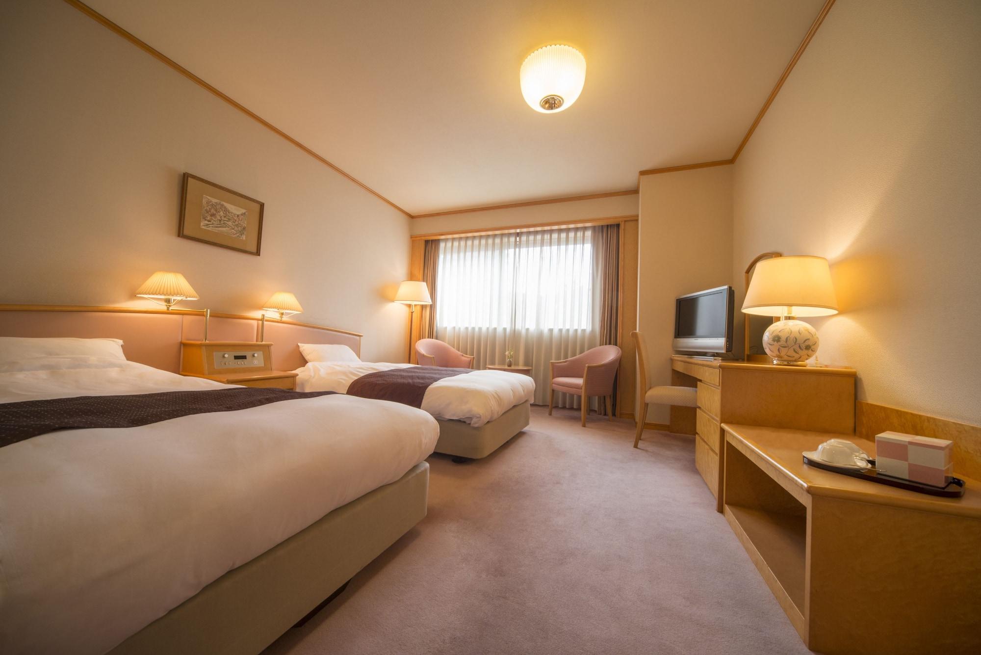 Hotel Wakamizu Takarazuka Extérieur photo