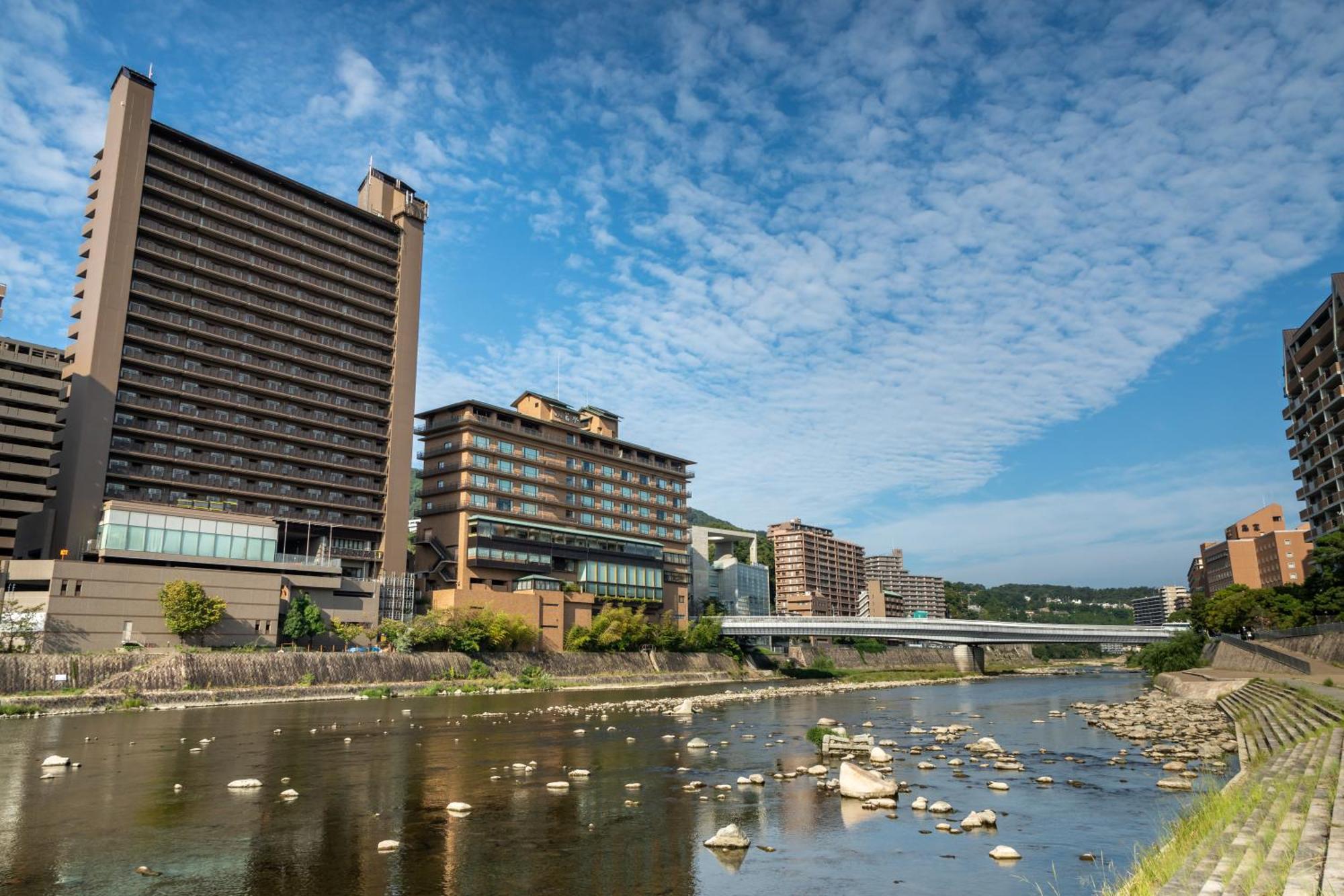Hotel Wakamizu Takarazuka Extérieur photo
