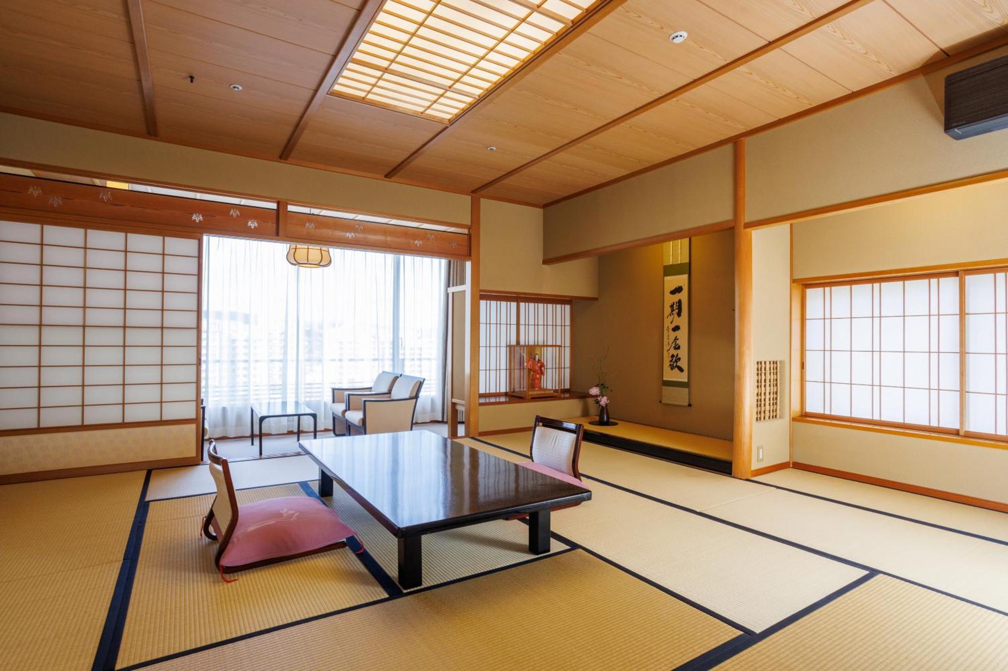 Hotel Wakamizu Takarazuka Extérieur photo