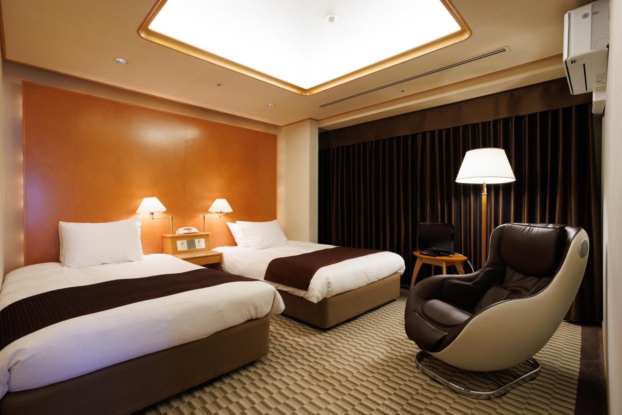 Hotel Wakamizu Takarazuka Extérieur photo