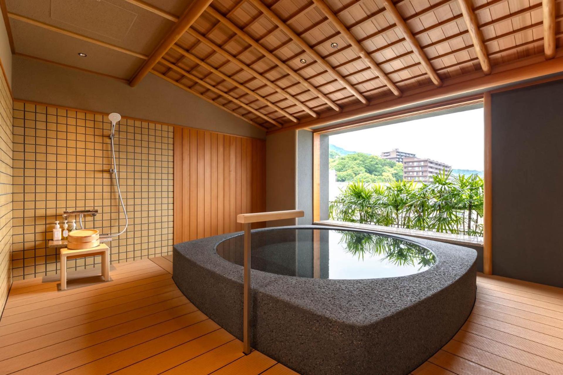 Hotel Wakamizu Takarazuka Extérieur photo